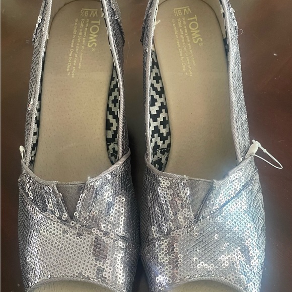 Toms Shoes - Toms Women's Sparkling Silver Wedge